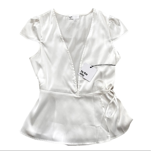 NWT Revolve By The Way Satin Wrap Top - Picture 5 of 11